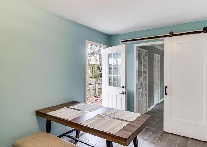 Fun In The Sun W/ Family - Duplex + Yard Holiday home